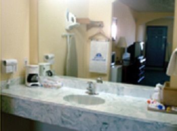 Americas Value & Waller/prairie View Motel 2*