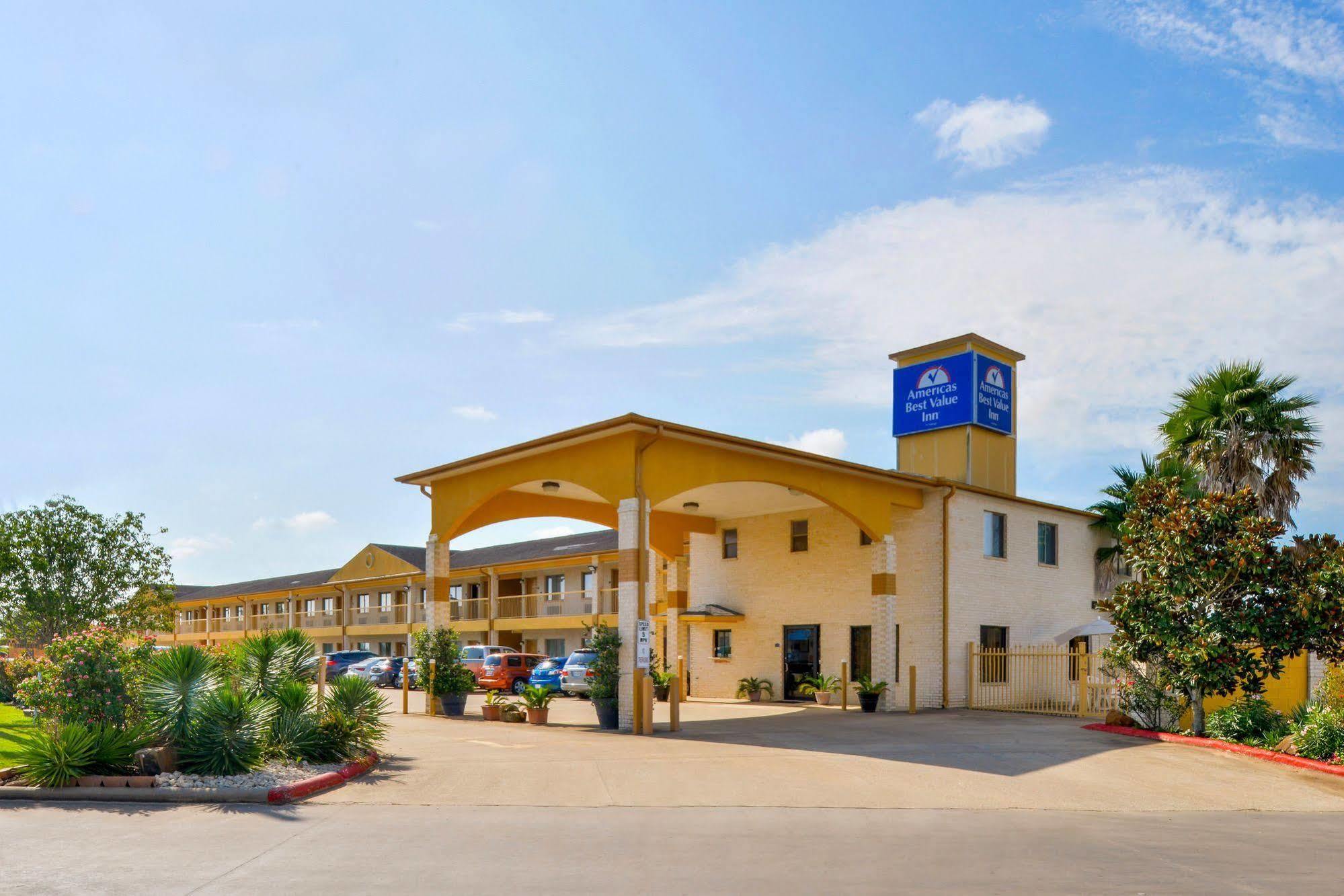 Motel Americas Value & Waller/prairie View Waller