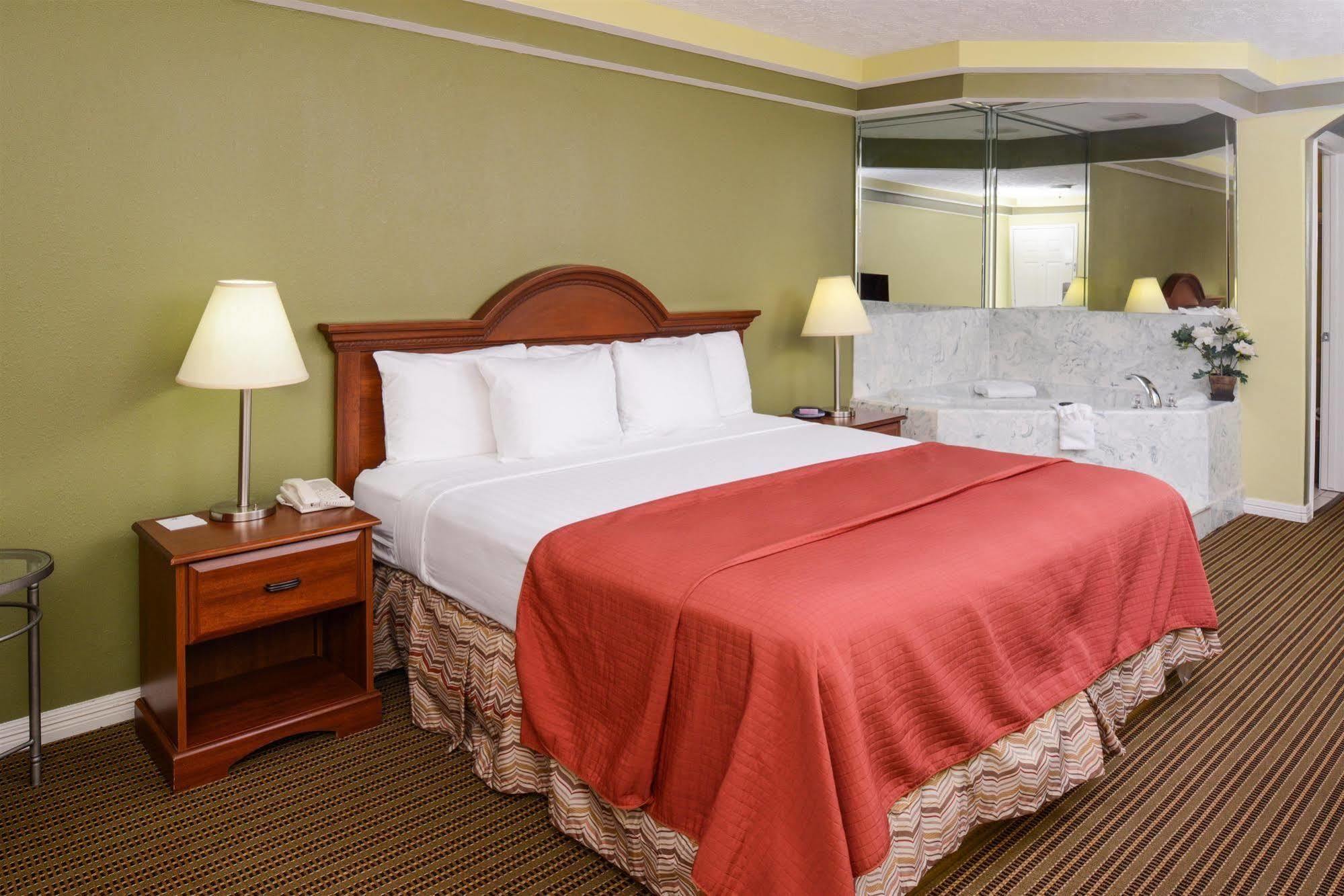 Americas Value & Waller/prairie View Motel